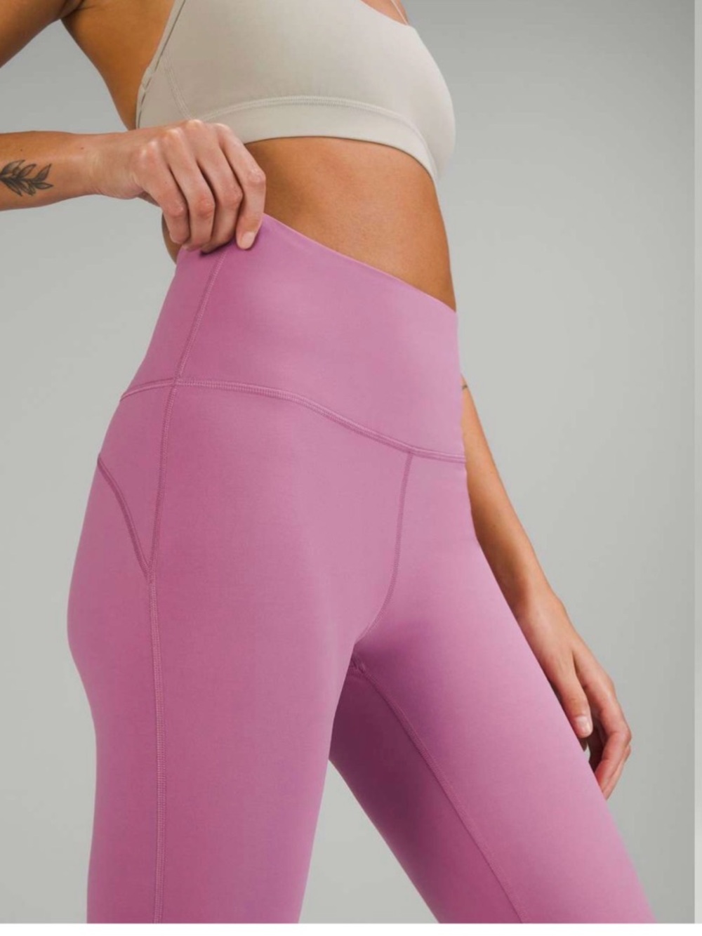 Lululemon Groove Super-High-Rise Flared Pant Nulu Velvet Dust Pink/Lilac Size 20 - Picture 4 of 16